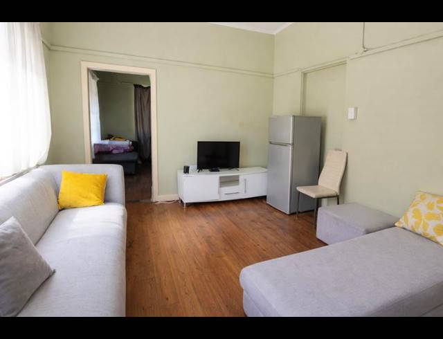 6 BEDROOM HOUSE FOR SALE IN PRESTBURY